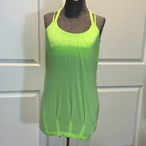 EUC Lululemon Cross Back Bra Tank Size 4